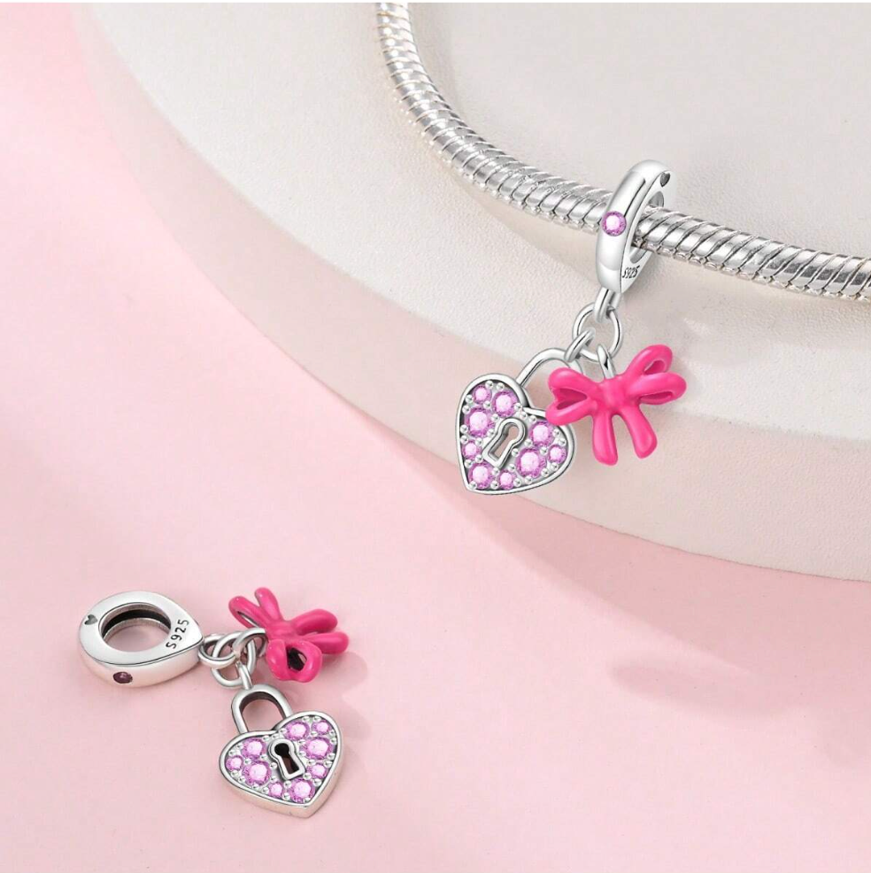 Corazón Secreto y Moño Rosa