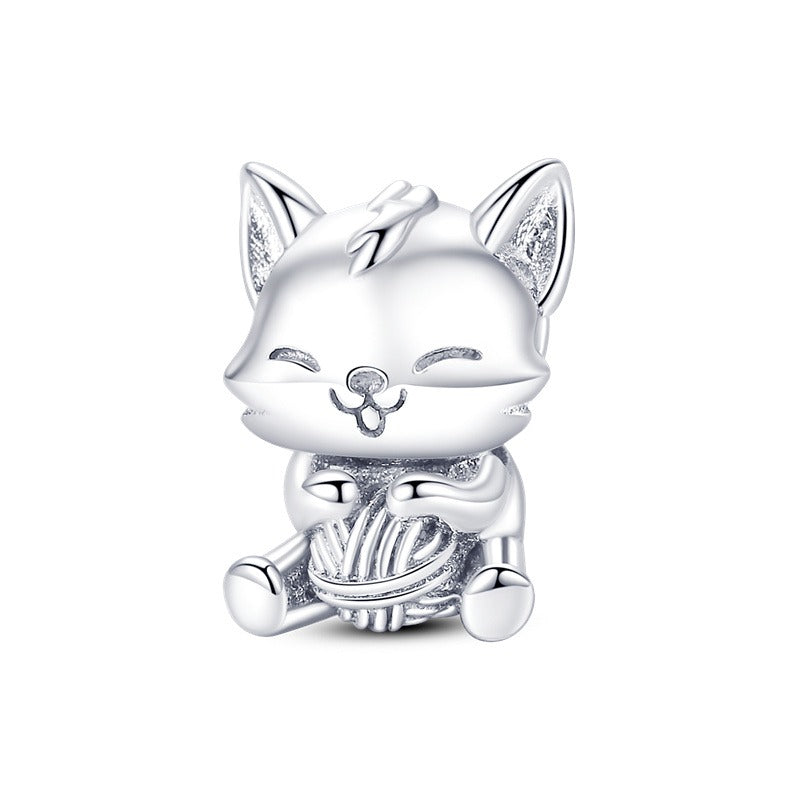 Gatito Tejiendo
