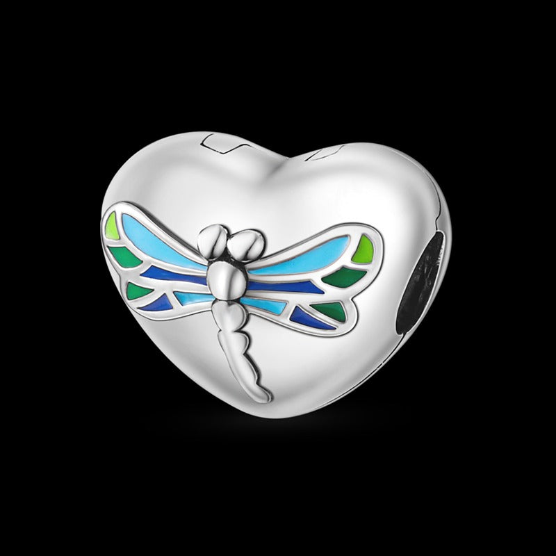 Corazon con Libelula