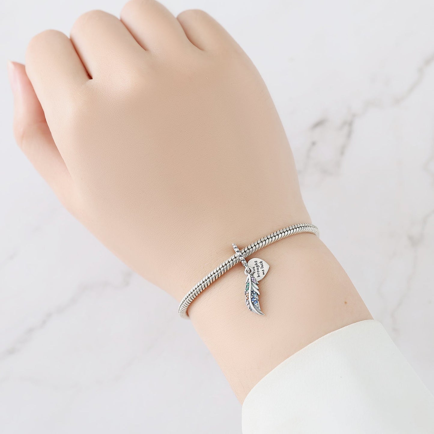 Pluma Diamantada "You Brought Me Luck"