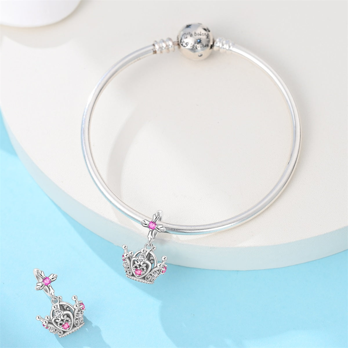 Corona Con Detalles Rosa