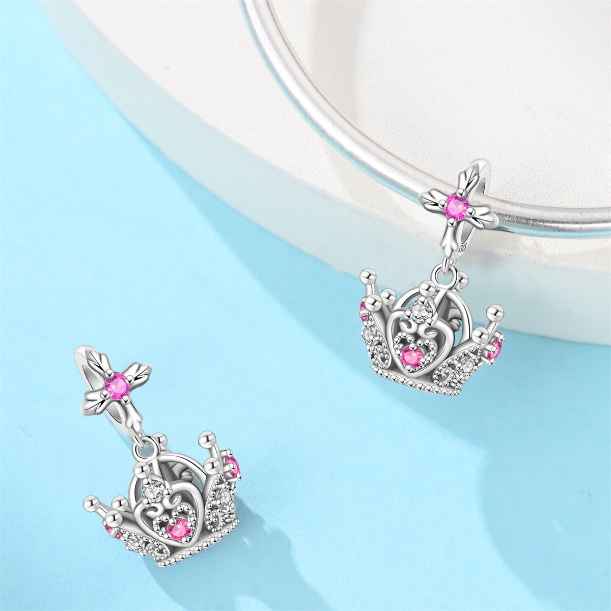 Corona Con Detalles Rosa