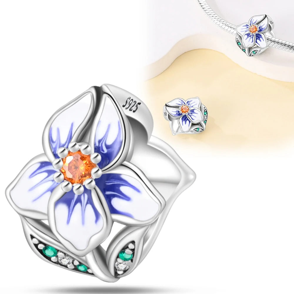 Abalorio de Flor Blanca y Azul