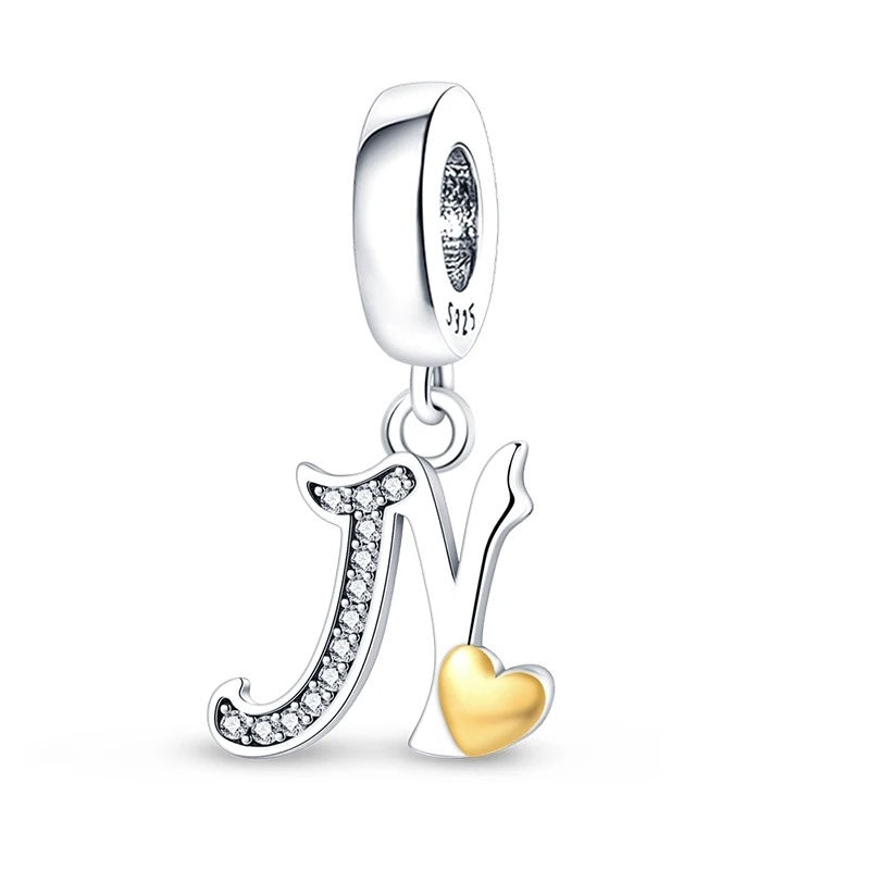 Letras del Alfabeto y Corazón Dorado