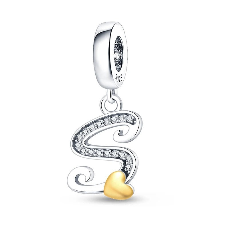 Letras del Alfabeto y Corazón Dorado