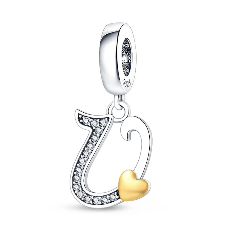 Letras del Alfabeto y Corazón Dorado