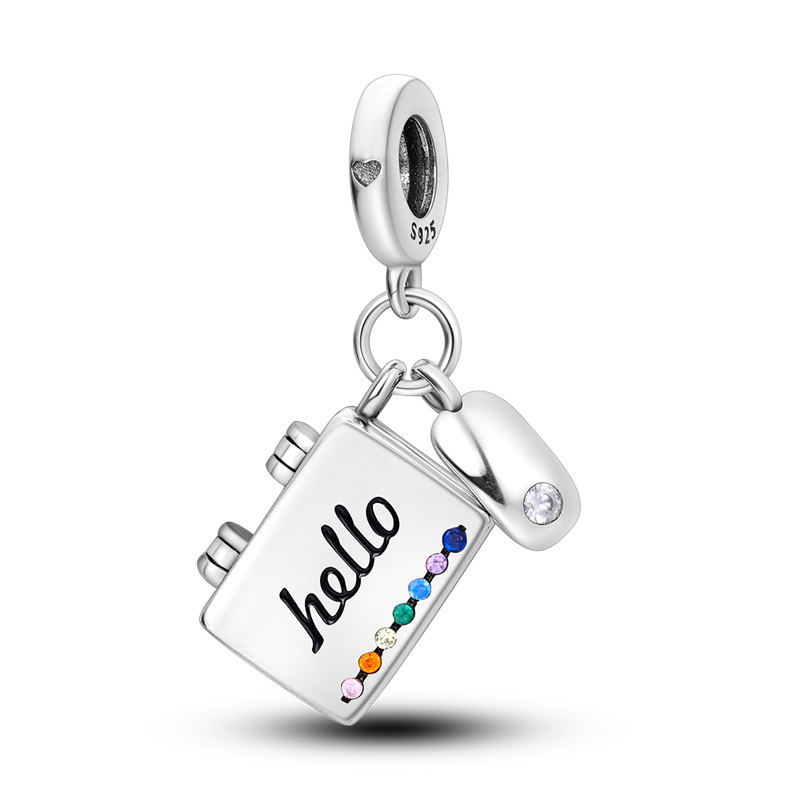 Laptop & Mouse "Hello"