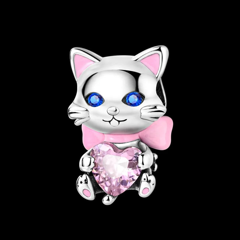 Gatita y Corazón Rosa