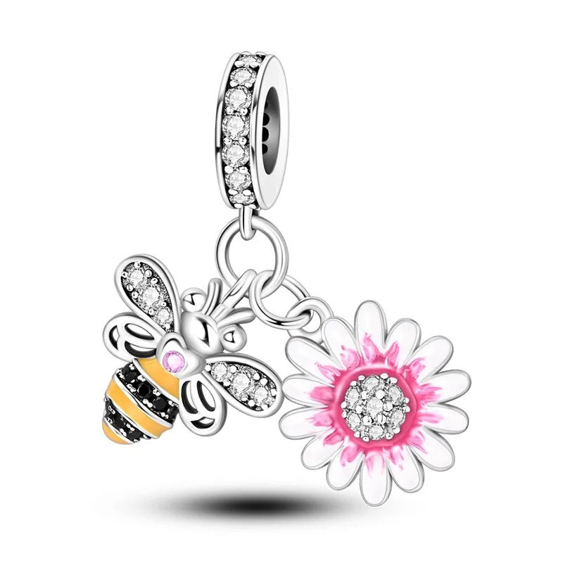 Amuleto de Abeja y Flor