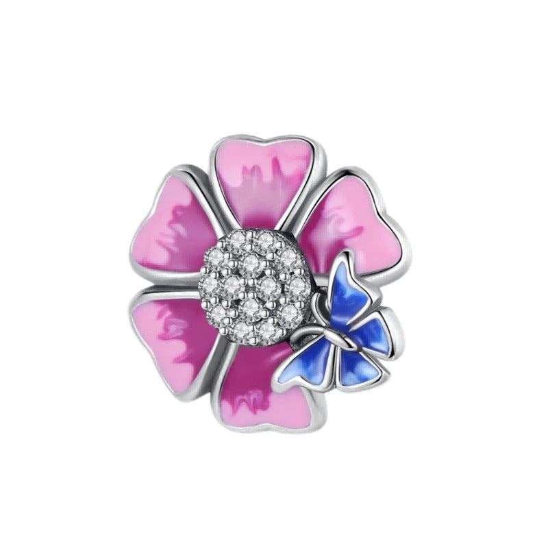 Flor Rosa y Mariposa Azul